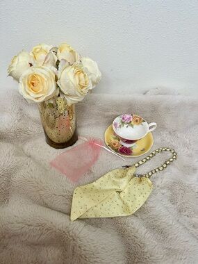 🛍️2/$30 Floral Scarf Bag Chain Accessory - yellow Floral